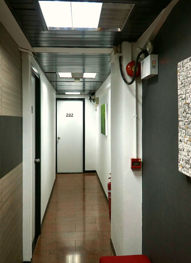 スピン ホテル (紅館客棧)