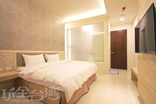 Sun Moon Lake FRIDAY Inn Guest House