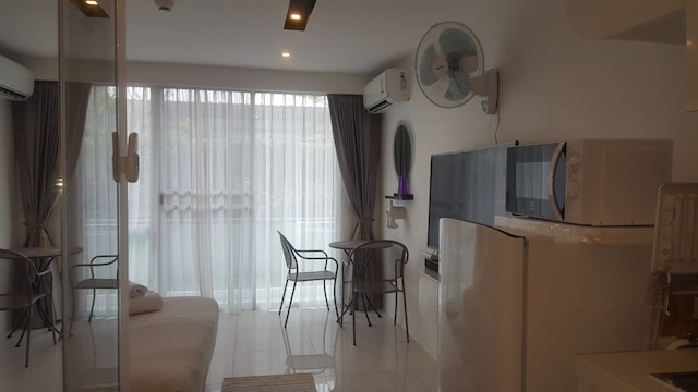 シティ センター レジデンス バイ パタヤ ホリデイ