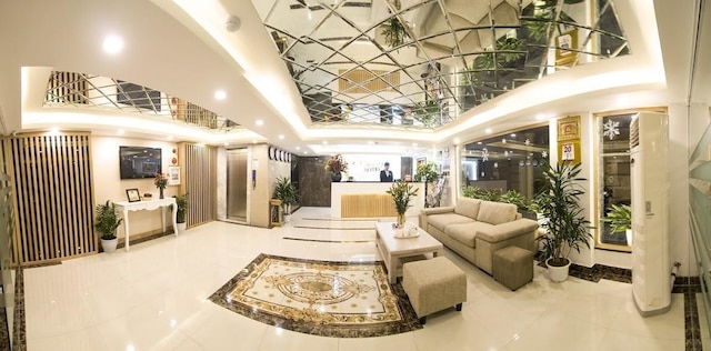 カナリー ホテル & アパートメント