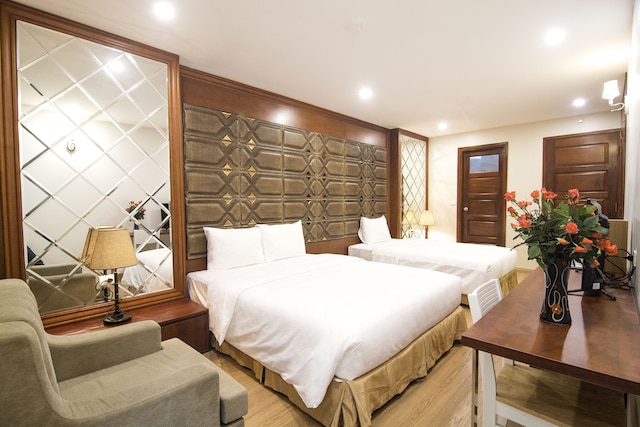 カナリー ホテル & アパートメント