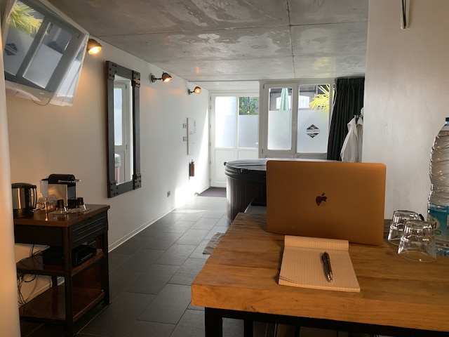 ル コントワー アンデュストリエル