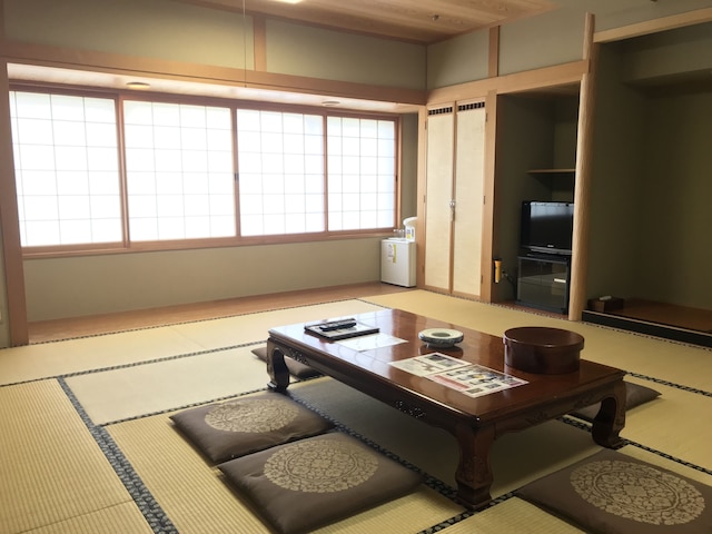 青森 ワイナリー ホテル