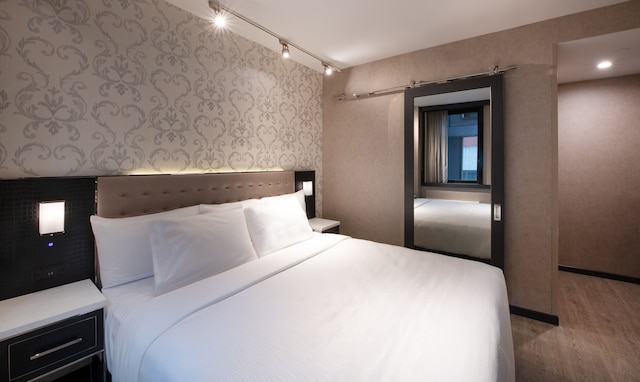 アリズ ホテル タイムズ スクエア