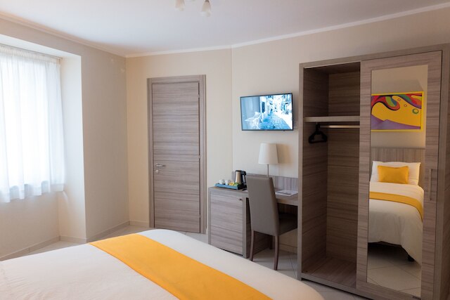 アート スイート ネル クオーレ ディ ナポリ