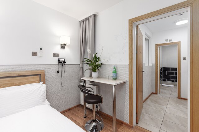 アーガイル アパート ホテル