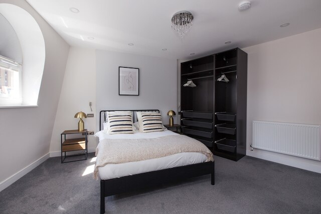 エンぺラーズ ゲート レジデンシーズ バイ アロー ハウジング