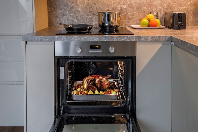 ロウレン アパートメンツ