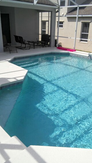 キシミー エリア デラックス ホームズ バイ SVV