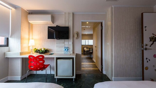 アーチ イン (羅東亜奇文旅)