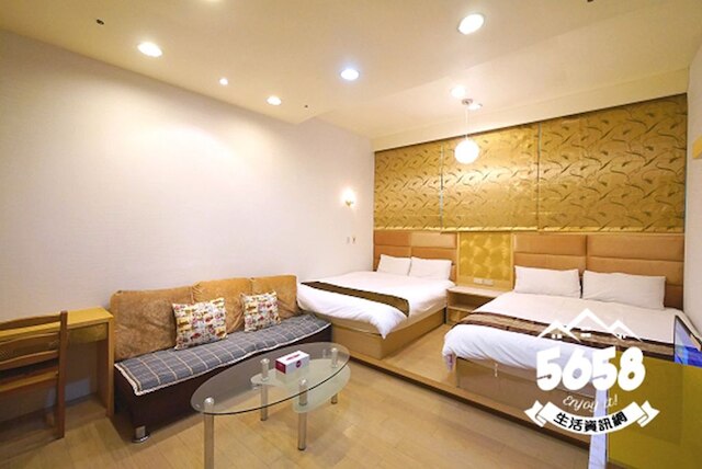 85 ホリデイ (85異國假期)