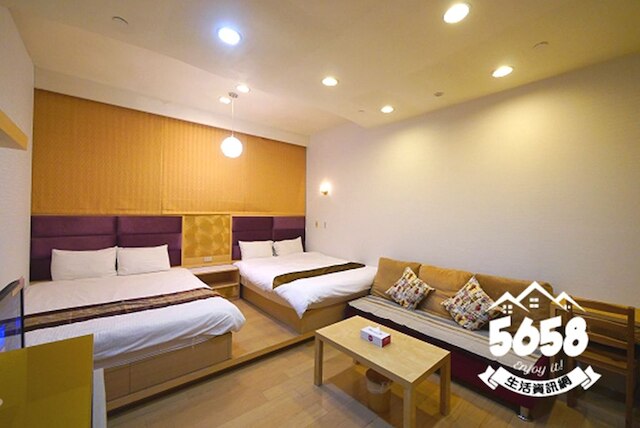 85 ホリデイ (85異國假期)