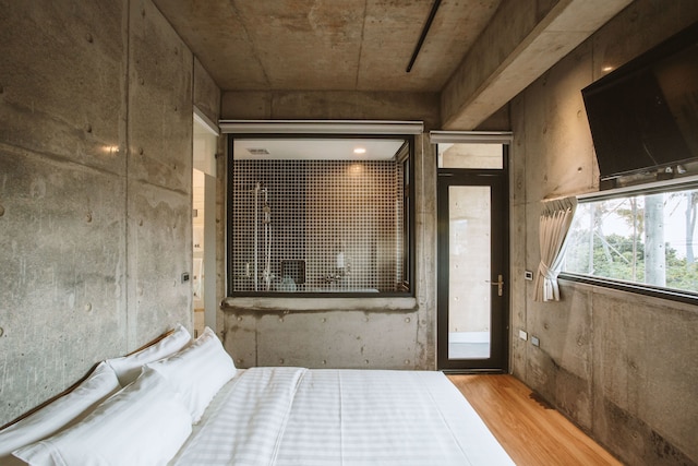 ジュウザイ (住在)