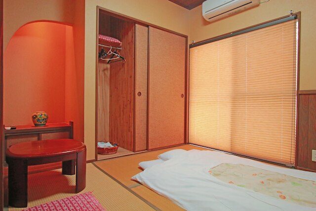 無料貸切温泉 昭和レトロな小さい宿 川久