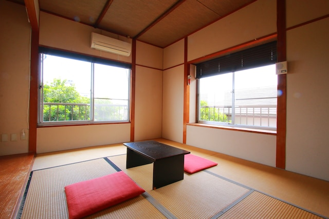 無料貸切温泉 昭和レトロな小さい宿 川久