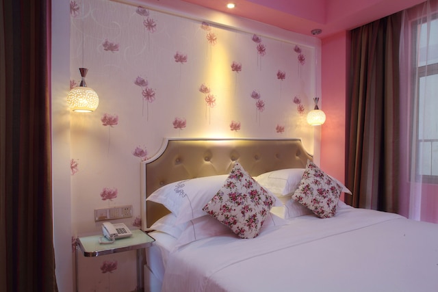 洛陽トゥージア スイートム サービス アパートメント ジョンダー インターナショナル スクエア (斯维登服务公寓)