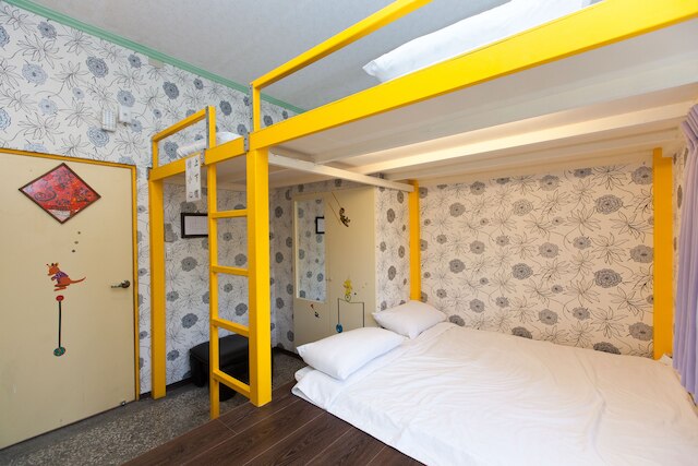 512 ハッツ ホームステイ (512木屋民宿)