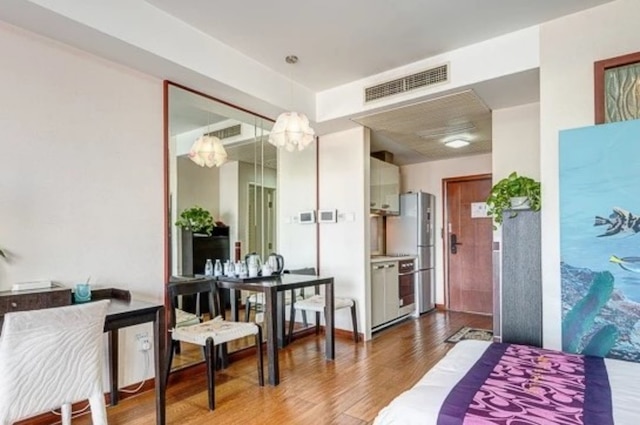 北京バイジュウ アパートメント - 長安駅 (北京百住酒店公寓 (建国门长安驿))