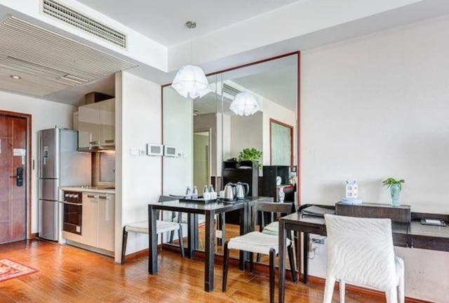 北京バイジュウ アパートメント - 長安駅 (北京百住酒店公寓 (建国门长安驿))