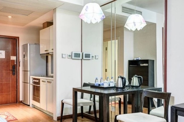 北京バイジュウ アパートメント - 長安駅 (北京百住酒店公寓 (建国门长安驿))