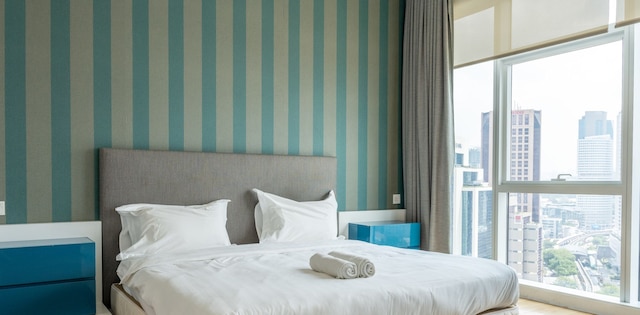 プラチナ スイーツ、プラッシュ