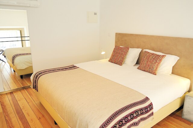 コンデス デ アゼベド パレス