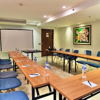 ラマダ アンコール マカティ