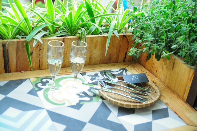 ハノイ旧市街ヴィンテージのインテリアのアパートメント