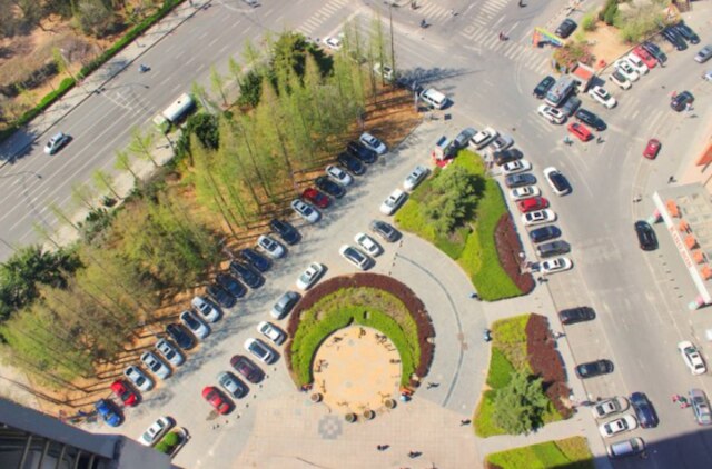 大連ティンハイ ホリデイ アパートメント