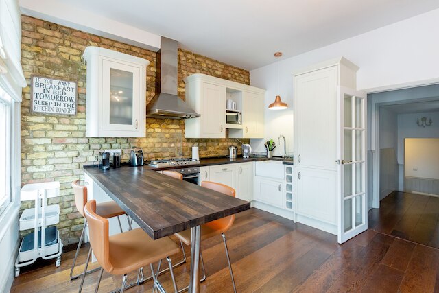 ヴォクソール パーク ビューズ - 2 ベッド フラット バイ ベーストゥゴー