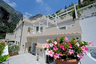 ヴィラ グアラチーノ アマルフィ