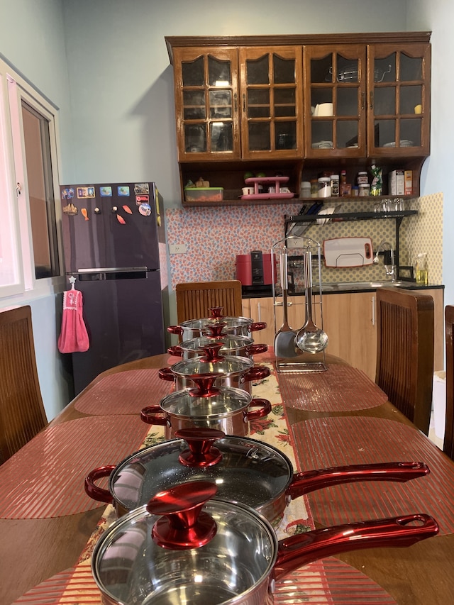 マクタン トランジエント タウンハウス