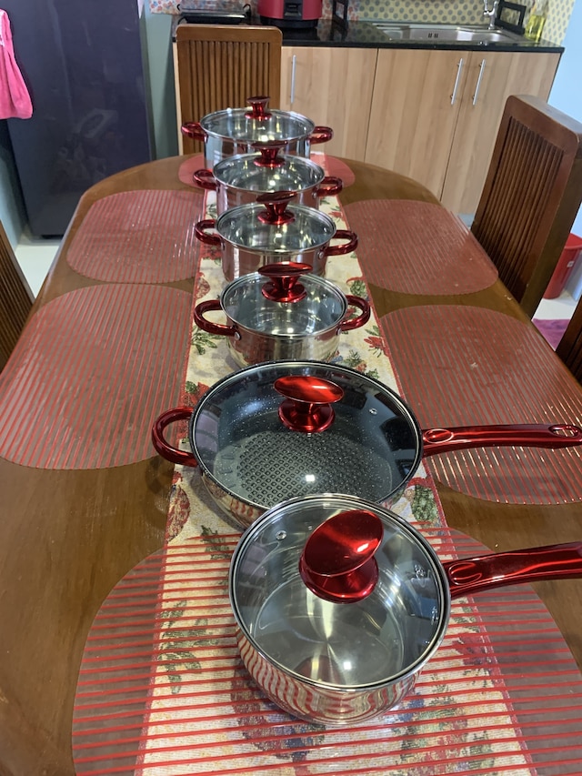 マクタン トランジエント タウンハウス