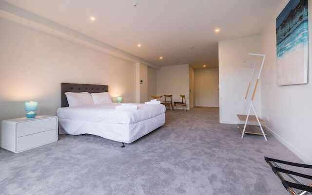 スペーシャス 3 ベッドルーム、専用バスルーム付き