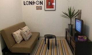 スーパー コンビニエント アット デサ テブラウ ジョホール バール