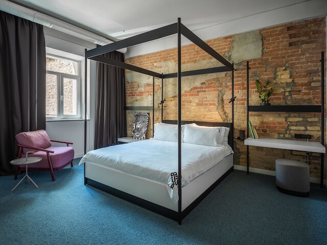 ブルサ ホテル キエフ