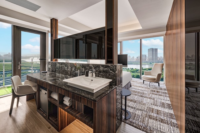 スズ & カトルゼ タイペイ トリビュート ポートフォリオ ホテル (宿之酒店)