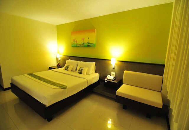 ナバラット ヘリテージ ホテル