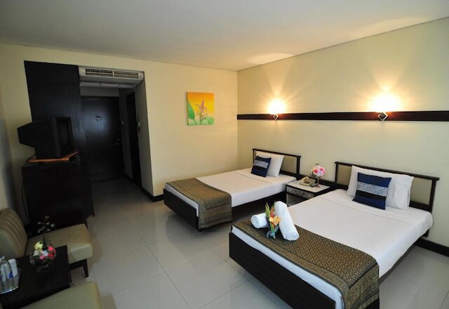 ナバラット ヘリテージ ホテル