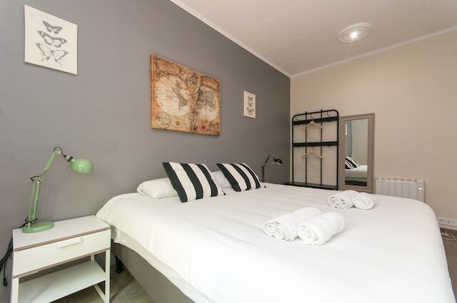 ラブリー アンド セントラル 4 ベッドルーム アパートメント