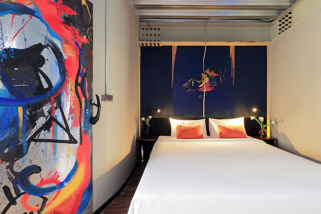 ミースタイル ガレージ ホテル