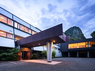 御船山楽園ホテル