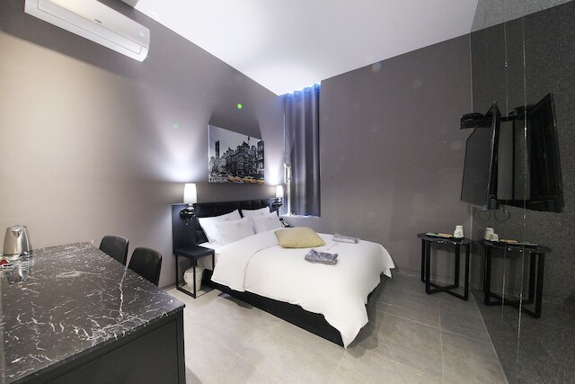 ホテル ヤジャ ウィリー