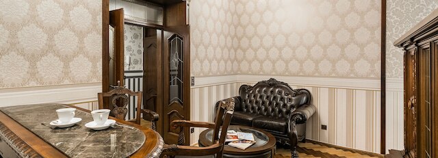 エクスクルーシブ ロイヤル アパートメンツ