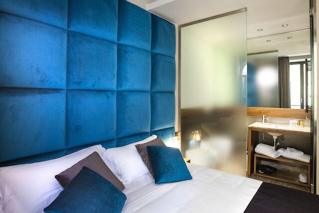 トリヴィオ ホテル