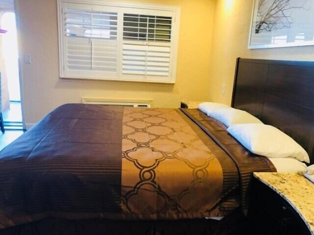 ベイショア イン