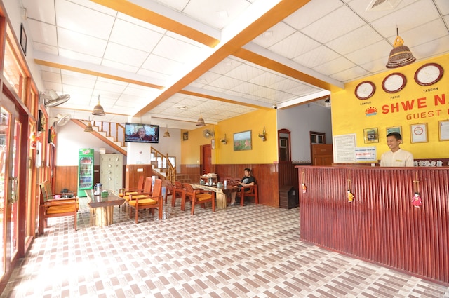 シュエ ナディ ゲスト ハウス