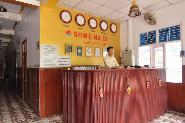 シュエ ナディ ゲスト ハウス