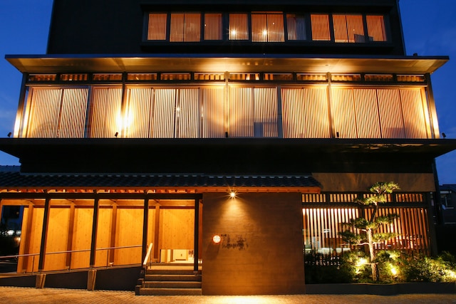 湊小宿 海の薫と AWAJISHIMA