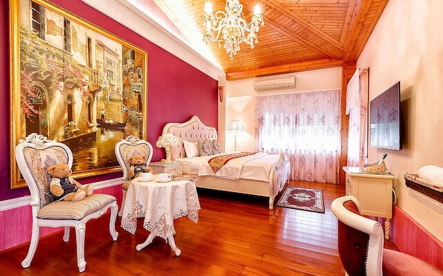 スプリング ヴィラ (蓮春園花間雅舍)